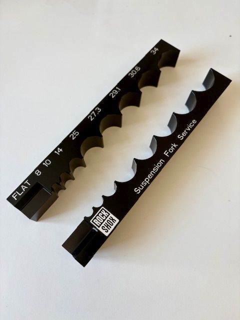 Vložky do svěráku RockShox - Odpružené vidlice - 8mm, 10mm, 14mm, 25mm, 27.3mm, 30.6, 34mm