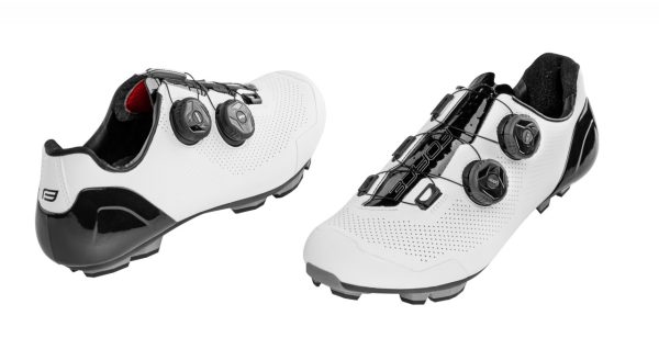 FORCE tretry MTB WARRIOR CARBON, biele