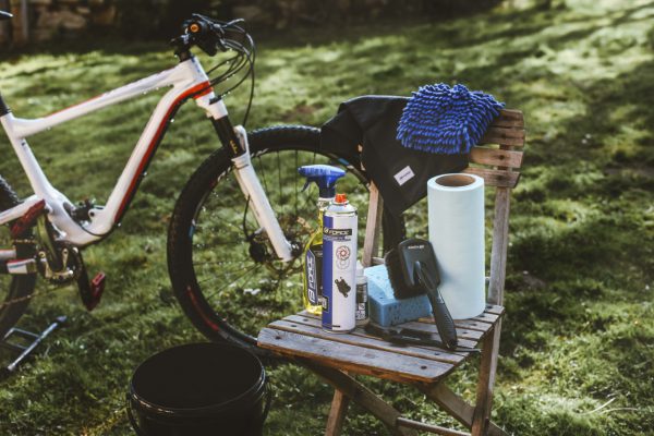 FORCE sada čistiaca Wash Box pre umytie bicykla